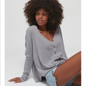 Long sleeve grey waffle shirt